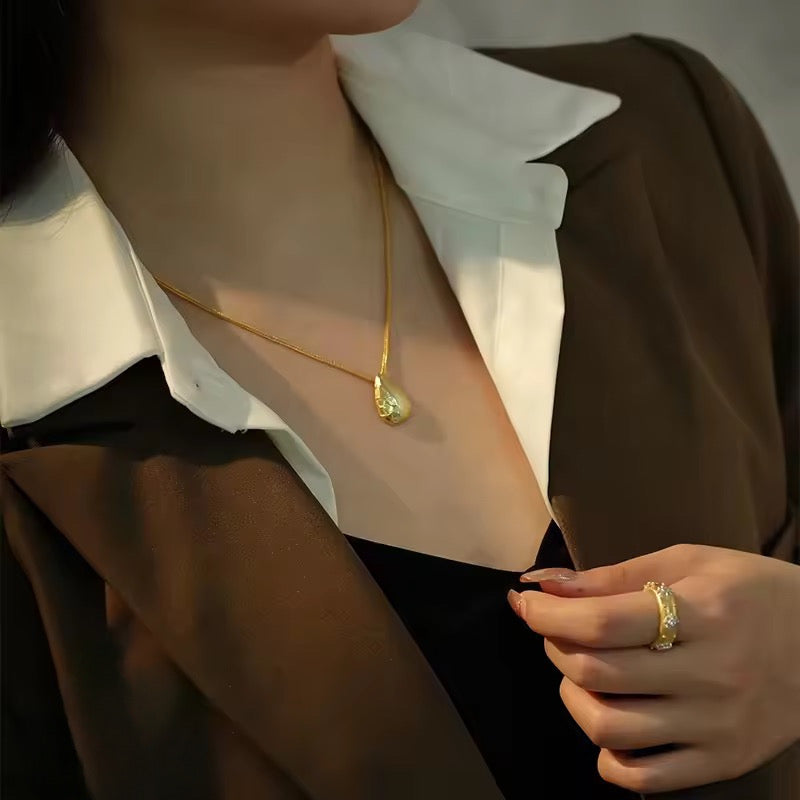 BUY 1 GET 1 FREE ! Gold vermeil Pendant Necklace N00059
